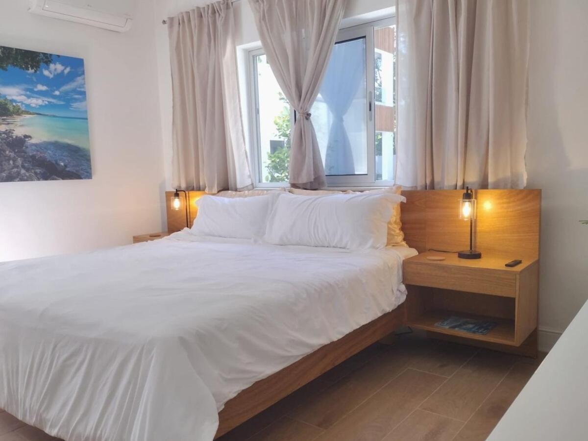 Perla Marina Beach Condo- Walk to Yoga, Spa & Food - Housity