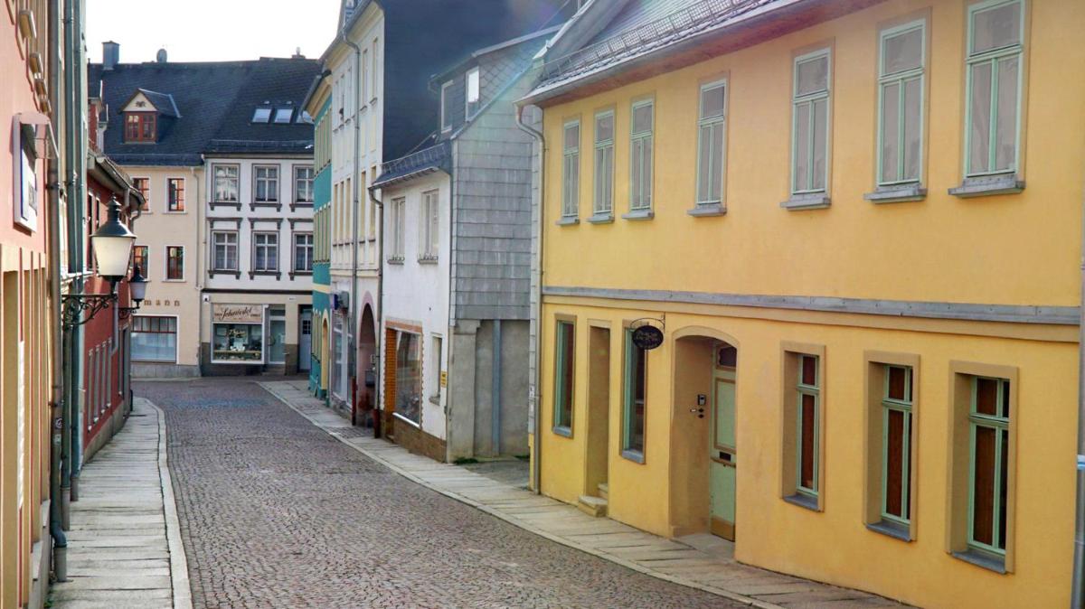 Pension zum Hirschstein - Housity
