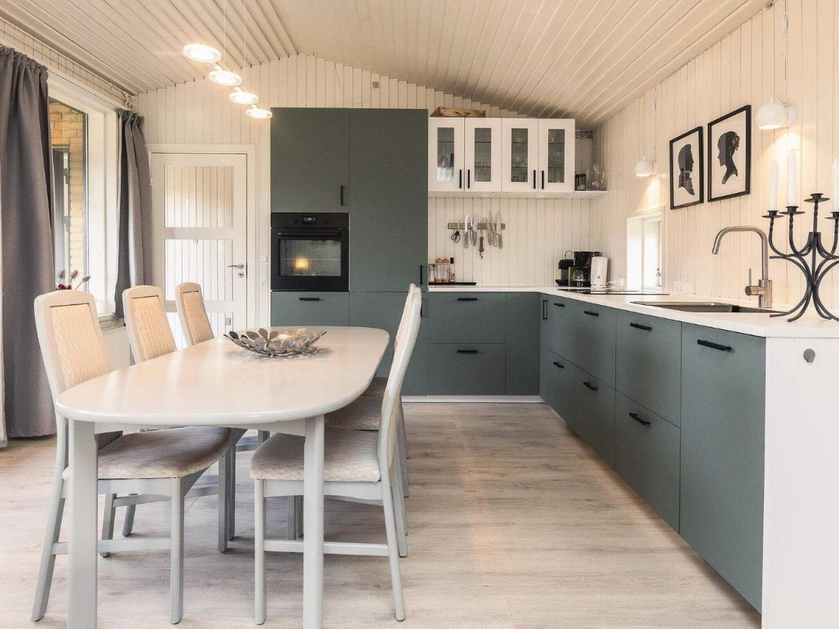 Charming 6-Person Vacation Home in Middelfart - Housity