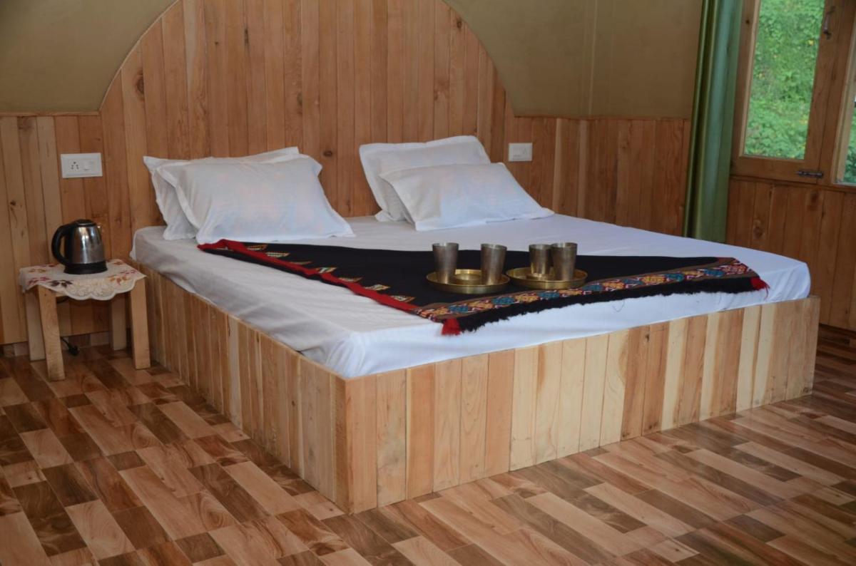 Limbo cafe & Rooms by staykr - Housity