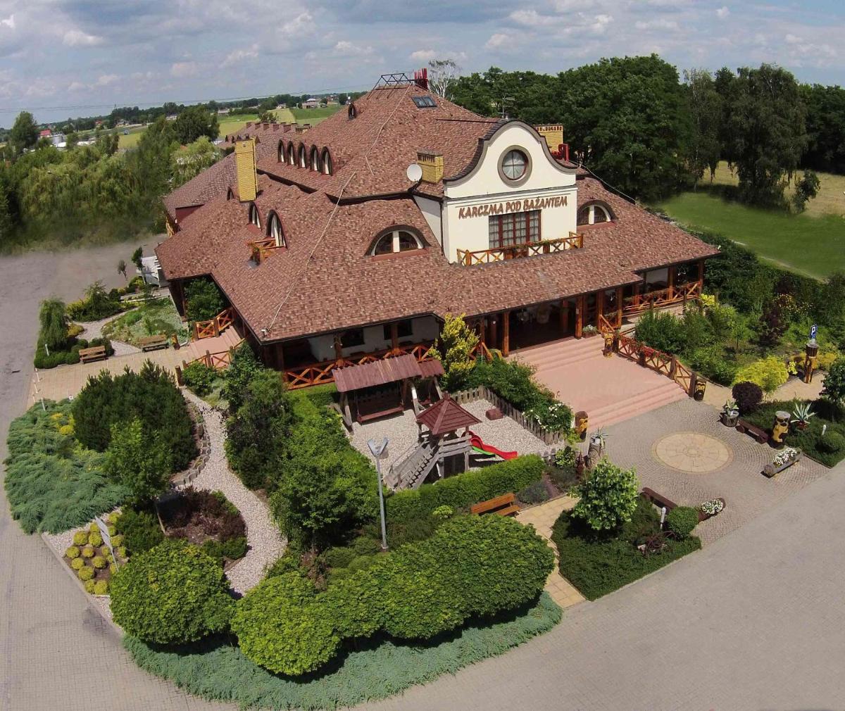 Karczma pod Bażantem - Housity