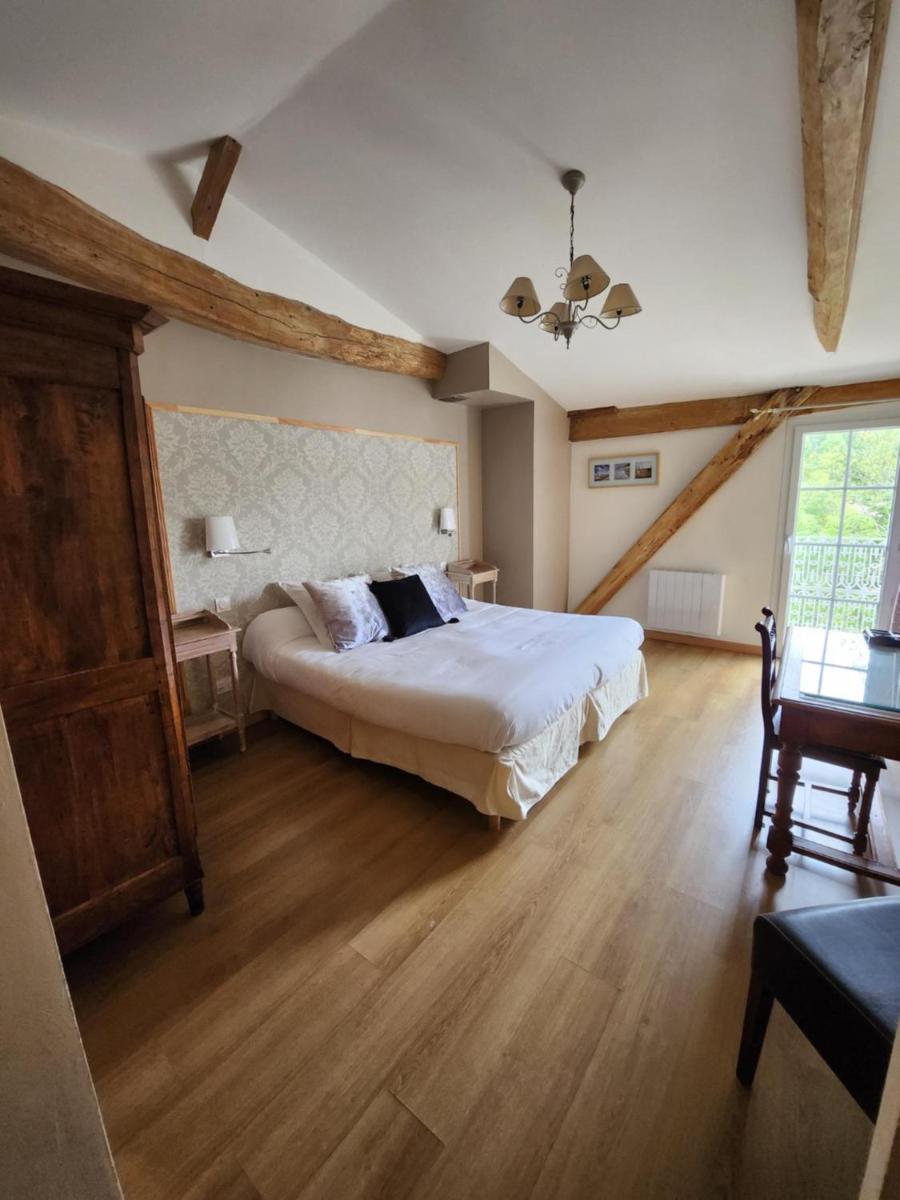 Château Pontet d'Eyrans & Spa - Housity