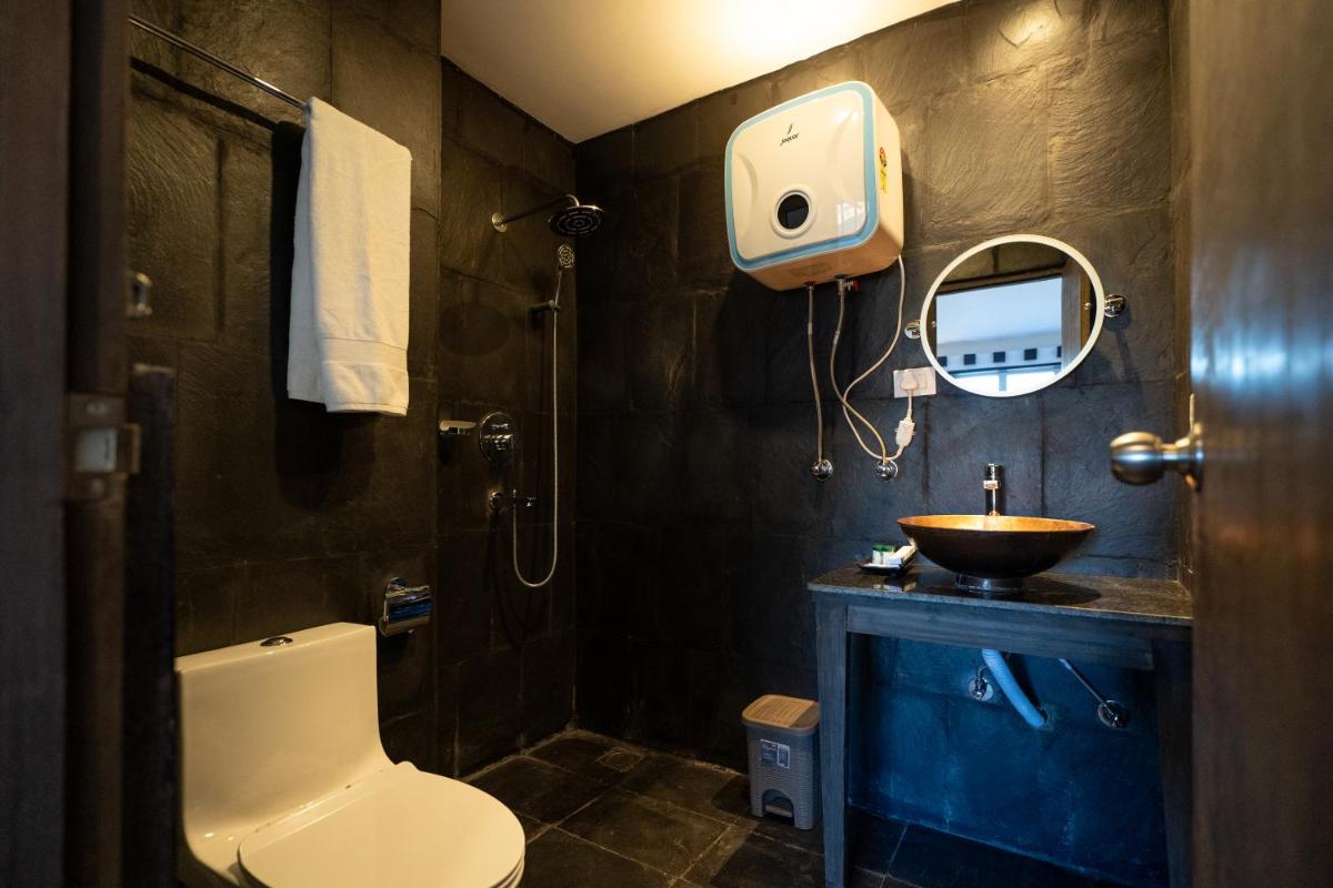 Lo Mustang Himalayan Resort - Housity