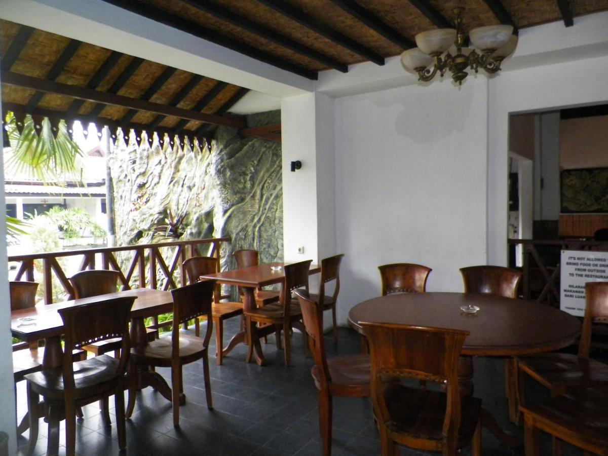 Bladok Hotel & Restaurant - Hizvo