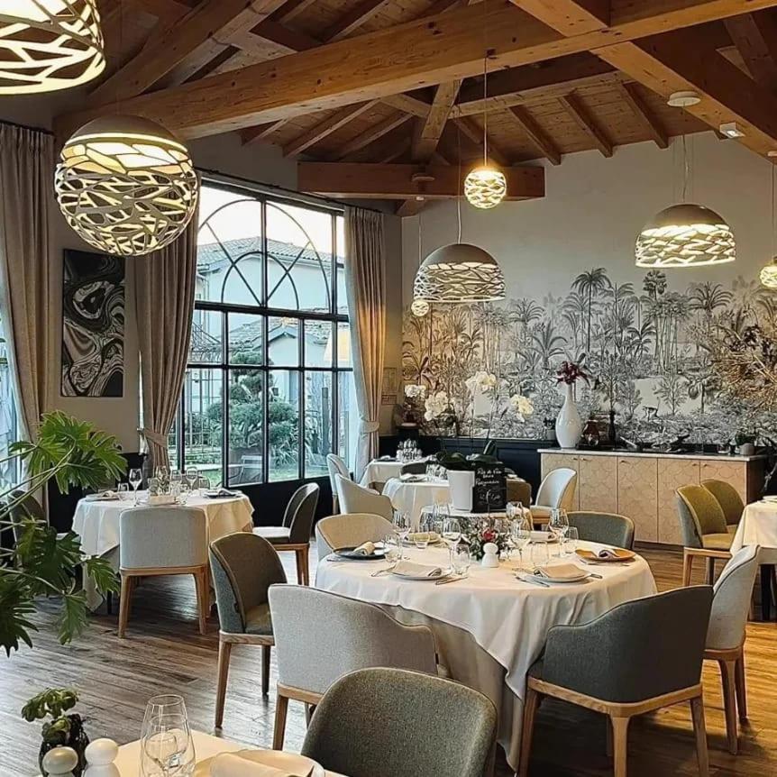 Hotel Clos Castel Villas Spa - Housity