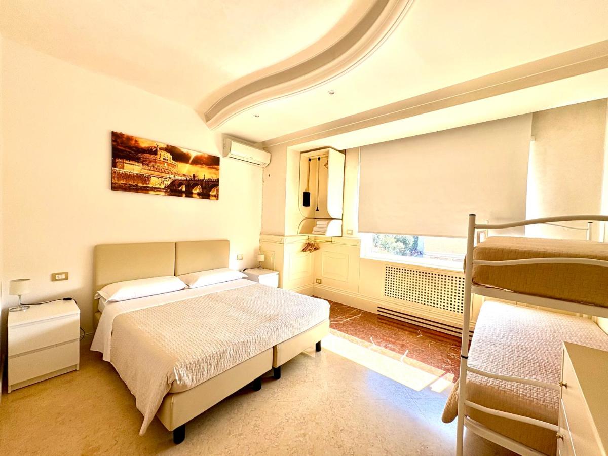 Simon's Guest House Rome - Housity