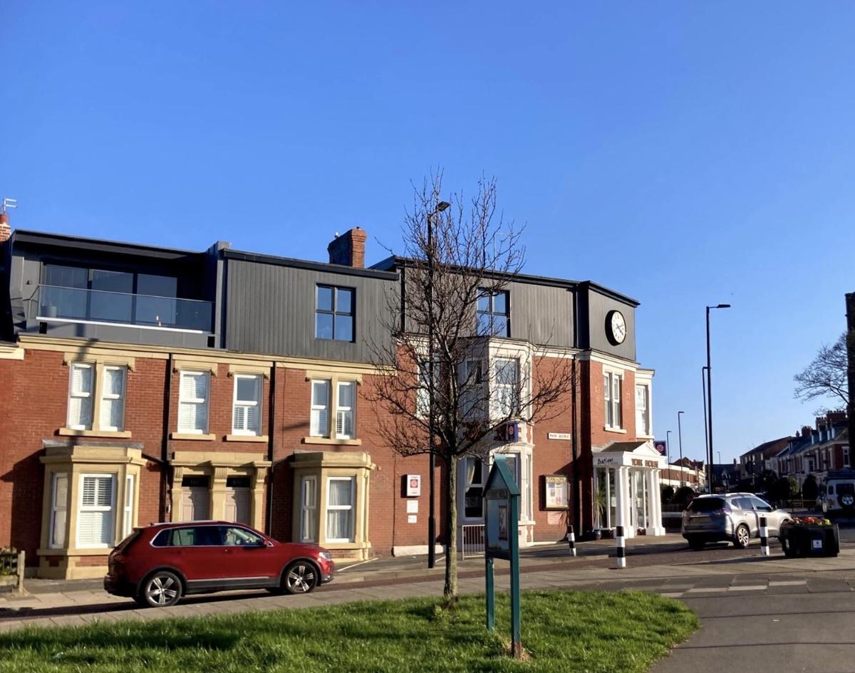 York House Hotel - Housity