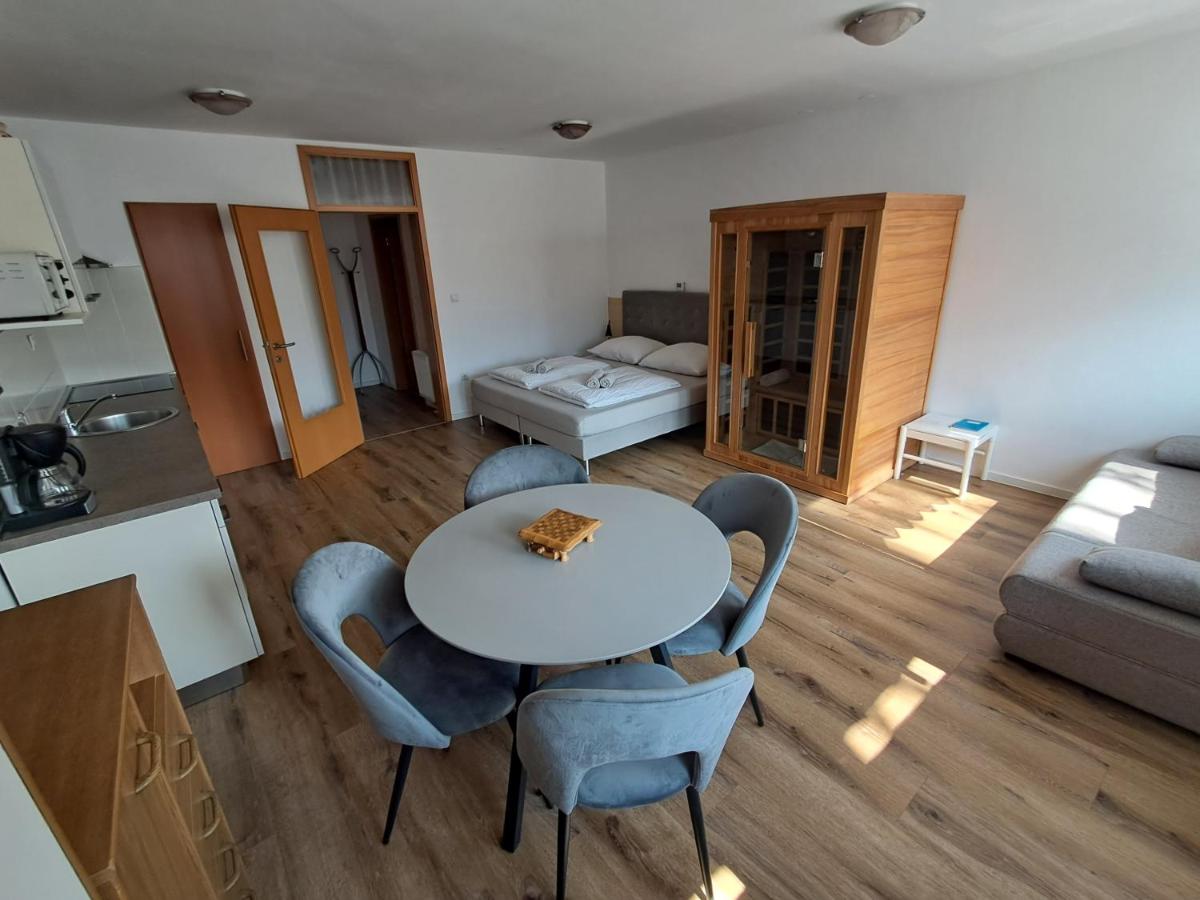Apartment Honey Bee with SAUNA - Housity