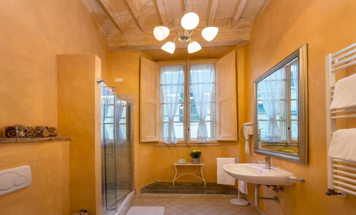 Hotel Italia Cortona - Housity