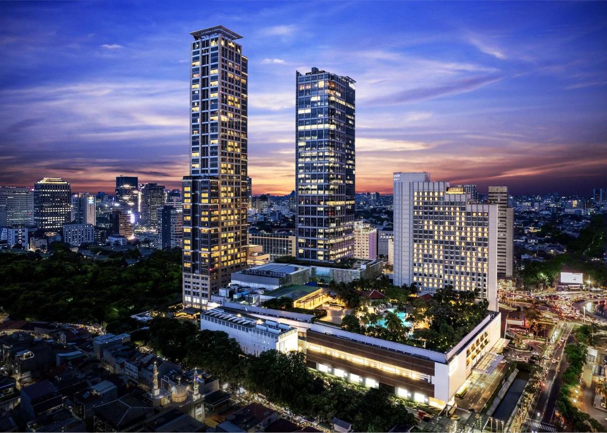 Keraton At The Plaza, part of The Unbound Collection by Hyatt - Housity