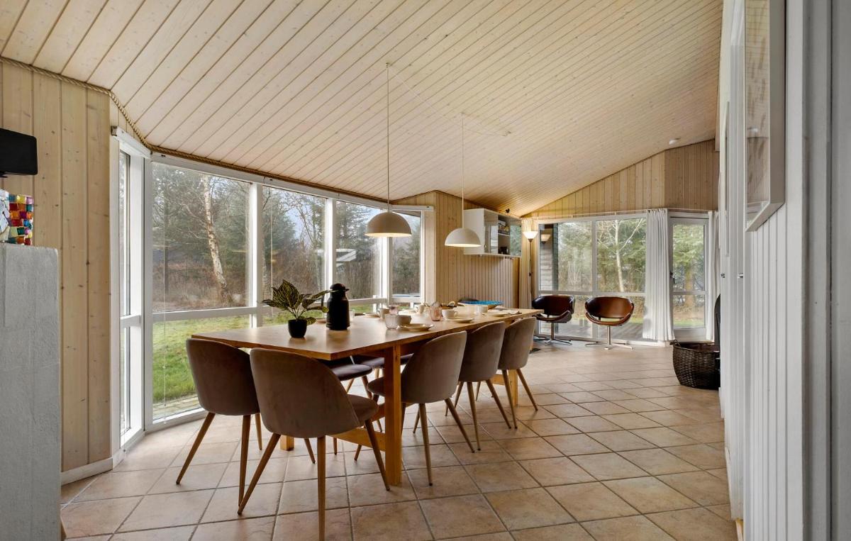 Lovely Home In Fjerritslev With Sauna - Housity