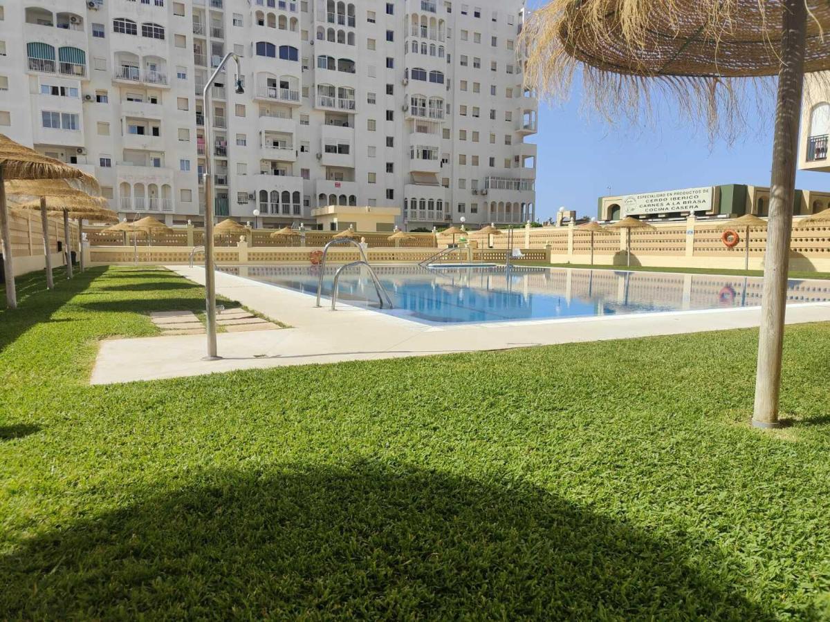 GATU Marítimo en la playa, Parking Gratis y piscina - Housity