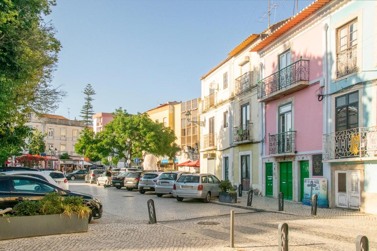 Hooked on Troino - Housity