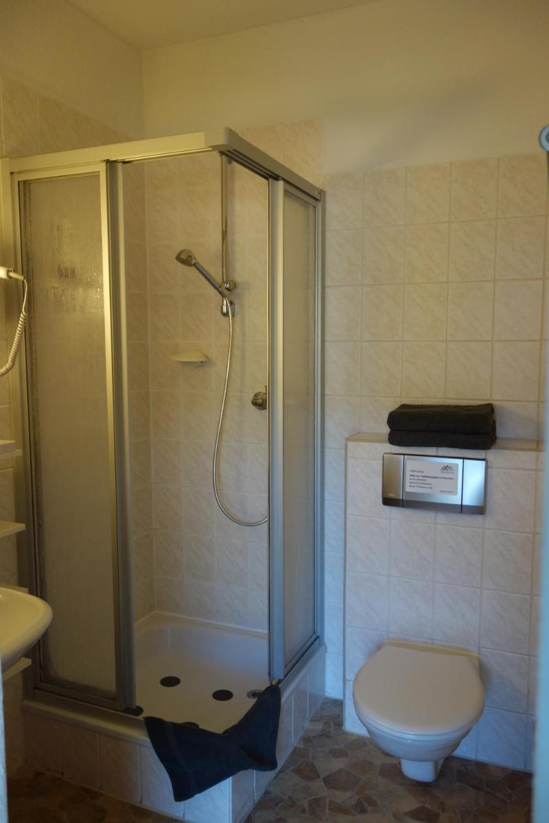 Pension Am Waldesrand - Housity
