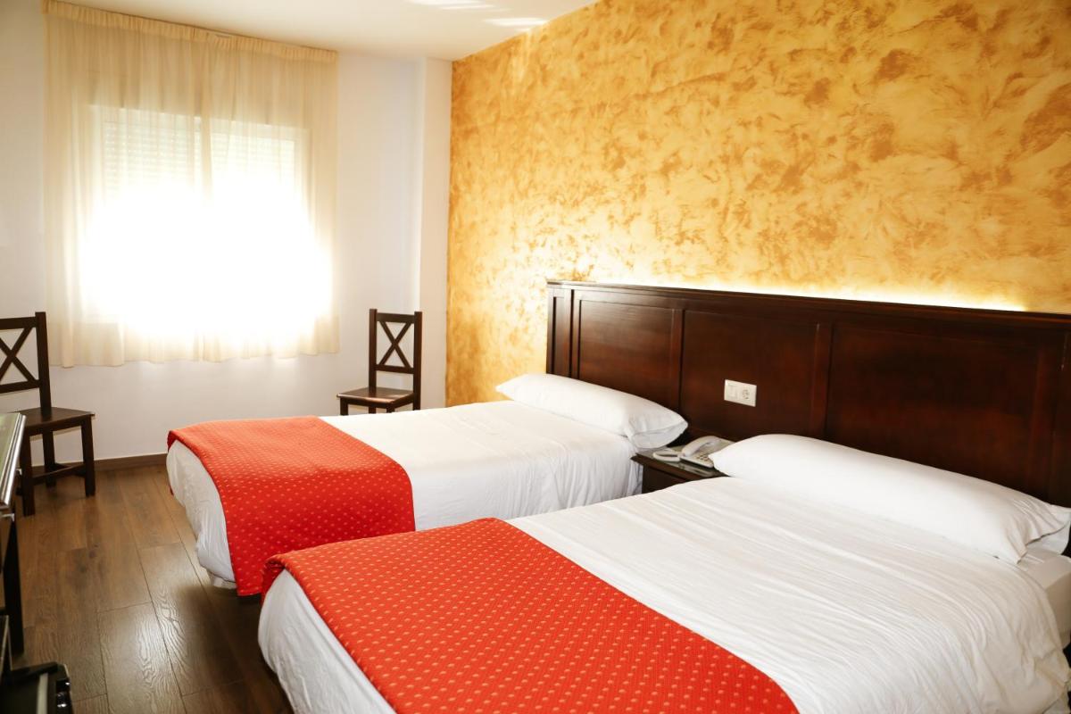 Hotel Restaurante Sostenible La Laguna - Housity