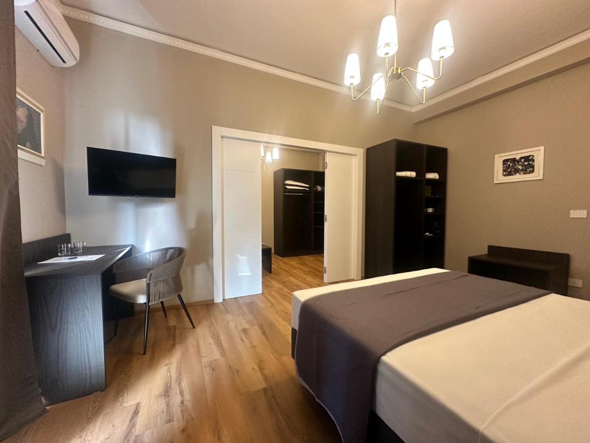 Sunset Guest House - Housity