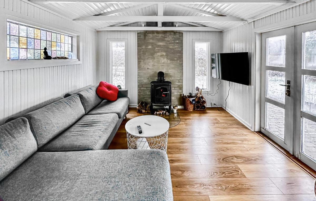Amazing Home In Rødvig Stevns With Wifi - Housity