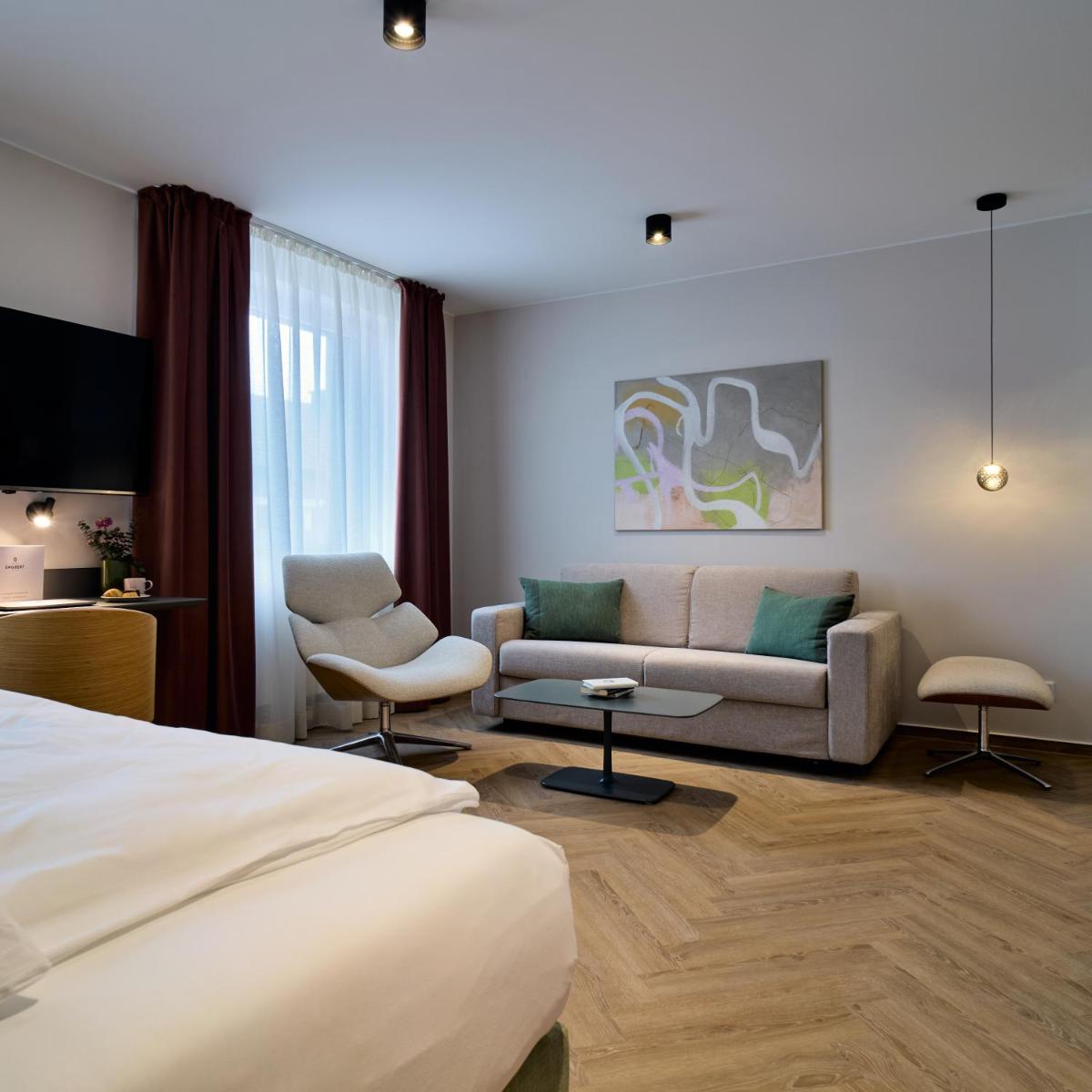 Hotel Engbert - Housity