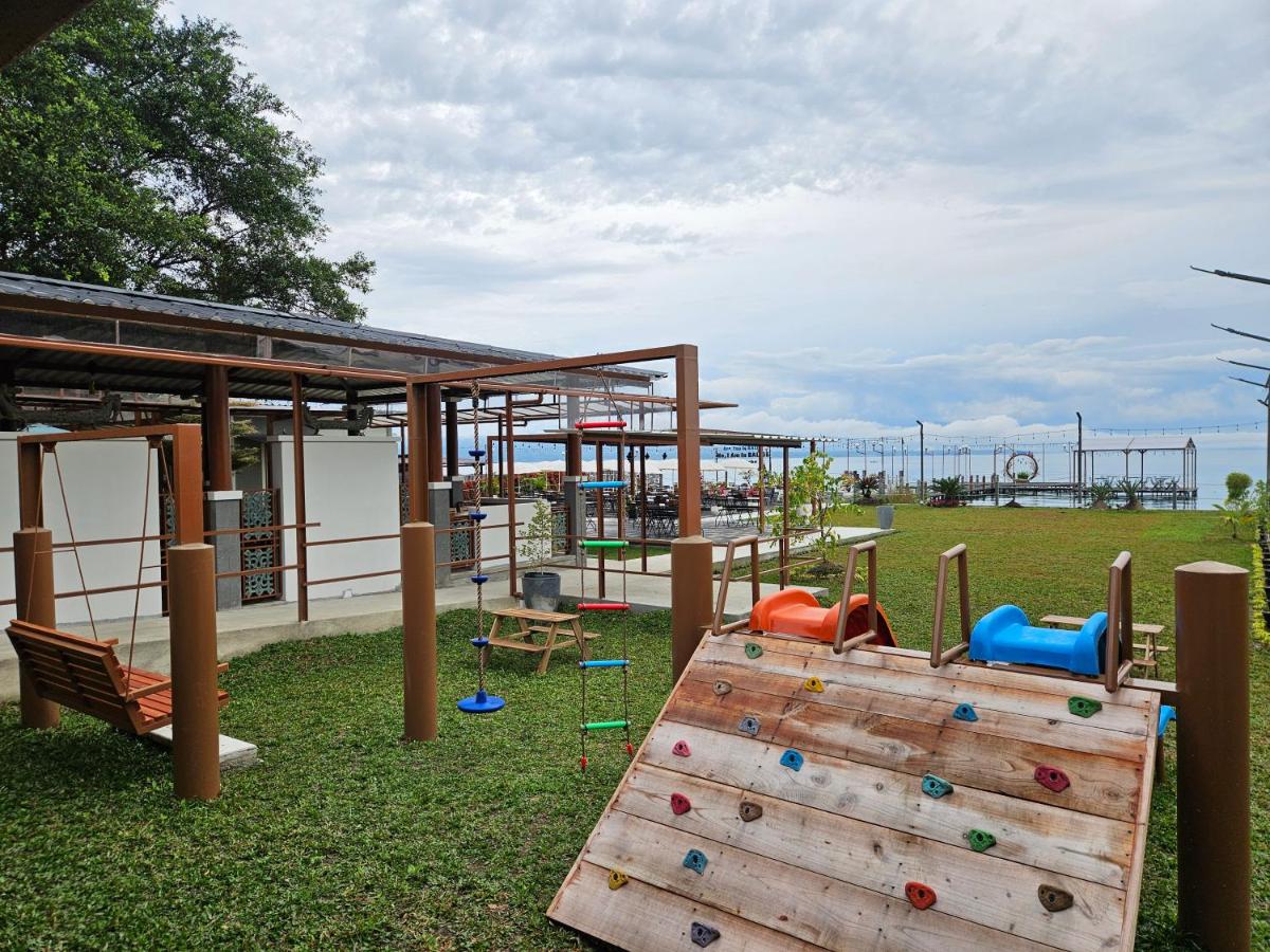 Damar Toba - Housity