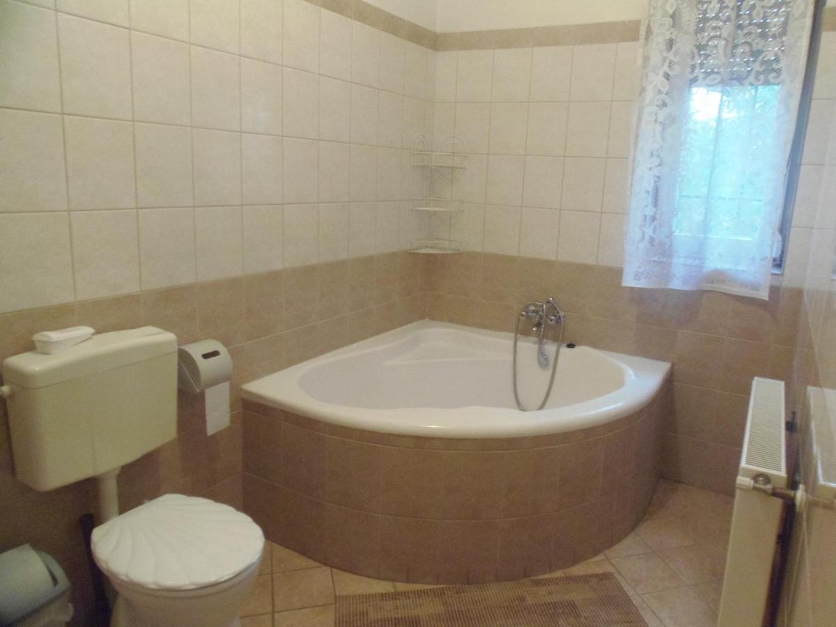 Hőforrás Vip Apartman - Housity