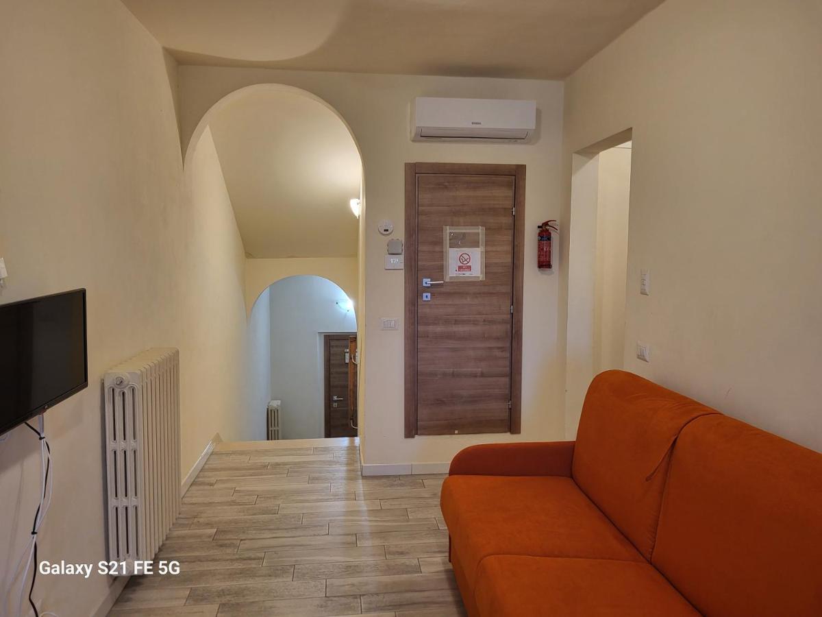 Grazioso appartamento con deposito bici S. Miniato - Housity