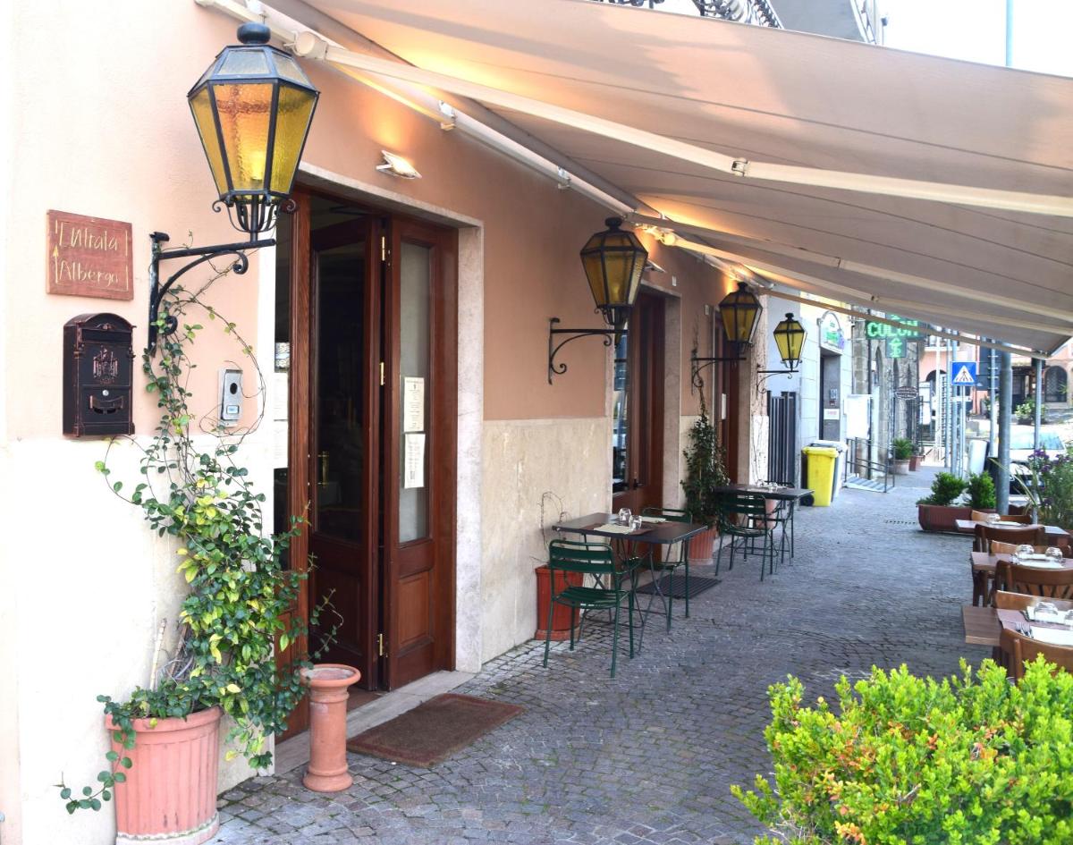 Hotel Ristorante Benigni - Housity