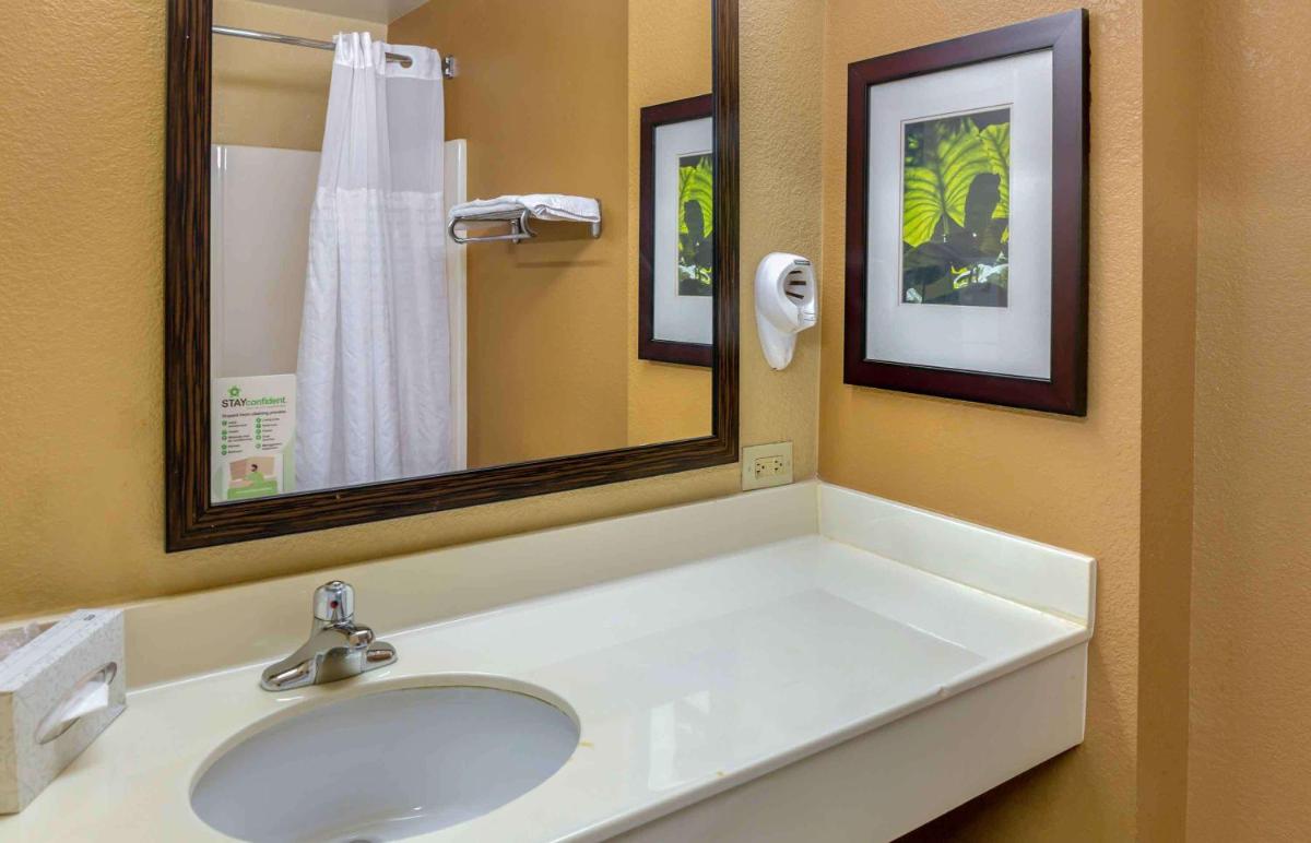 Extended Stay America Suites - Columbus - NE - I-270 - Housity
