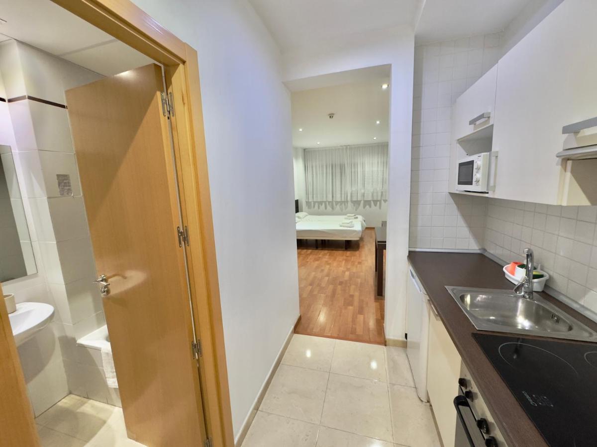 Domocenter Apartamentos Turísticos - Housity