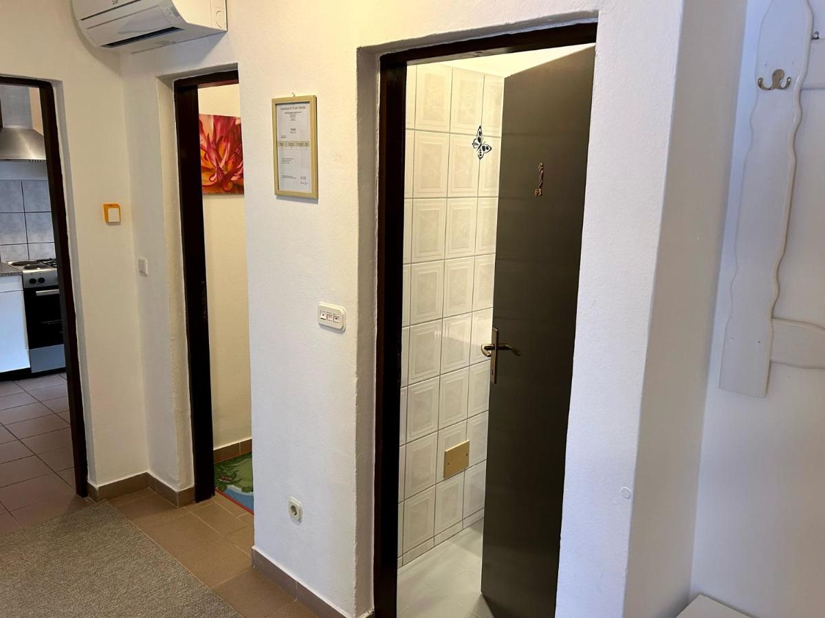 Apartment & Room Monika - Hizvo