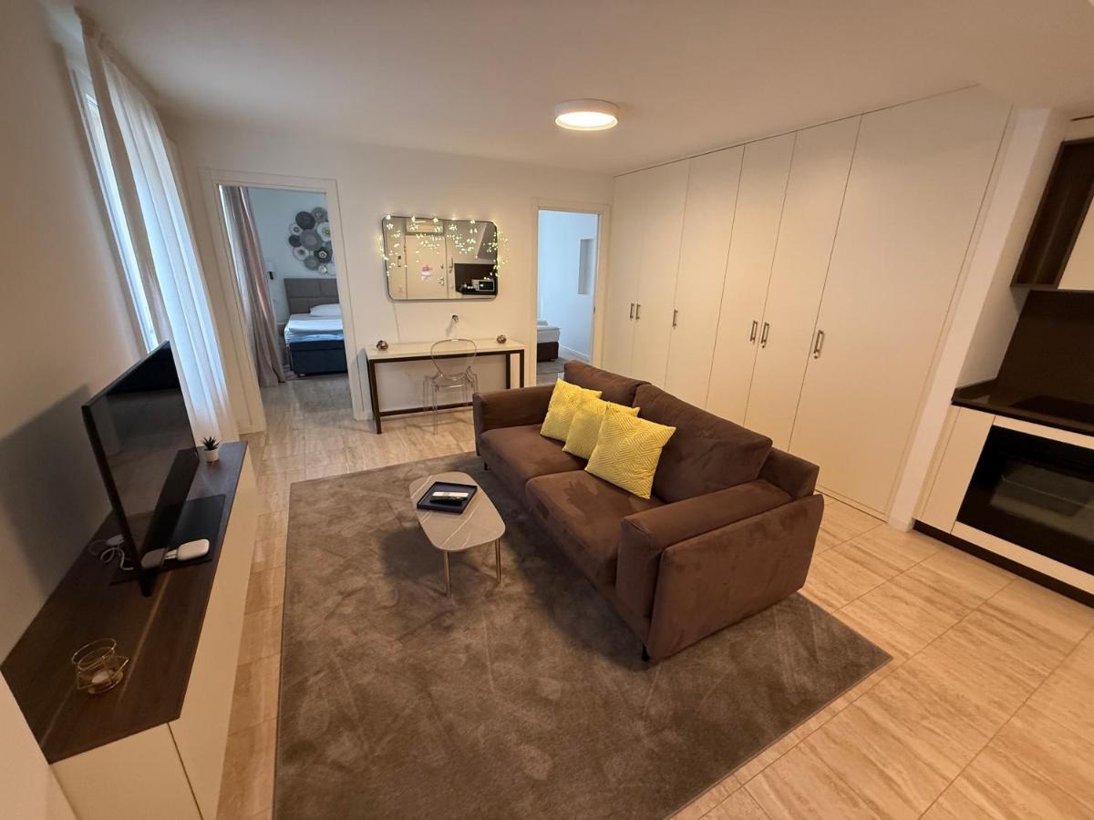 San Carlo Apartments - Housity