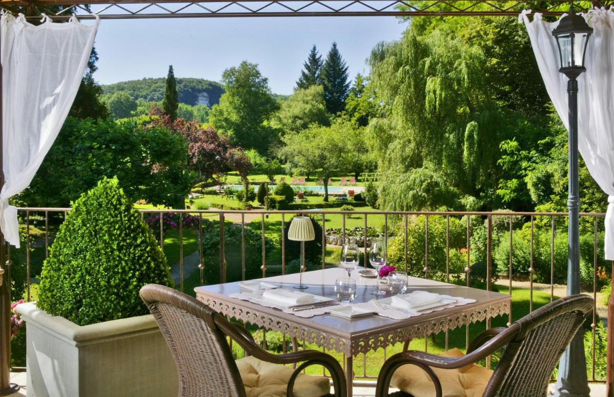 Jardin de l'établissement Les Glycines - Hôtel & Spa - Teritoria