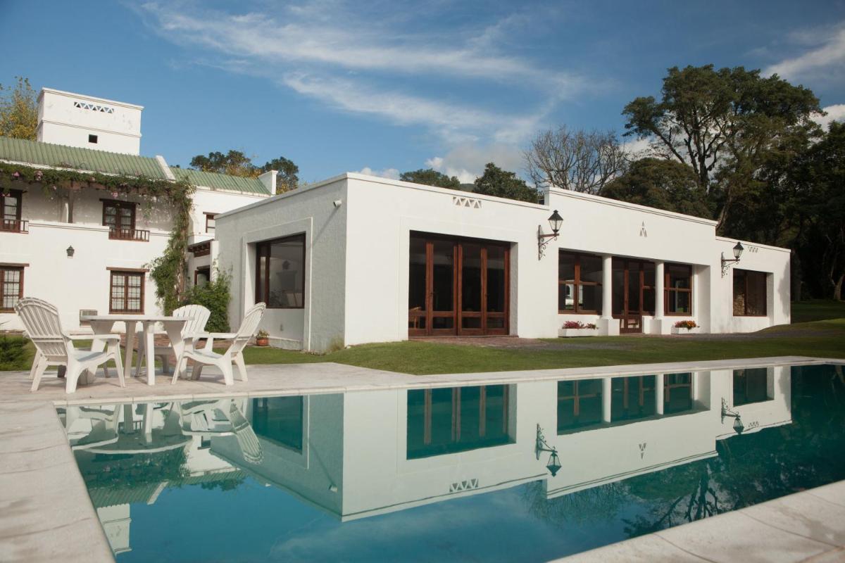 Las Moras Hotel - Housity