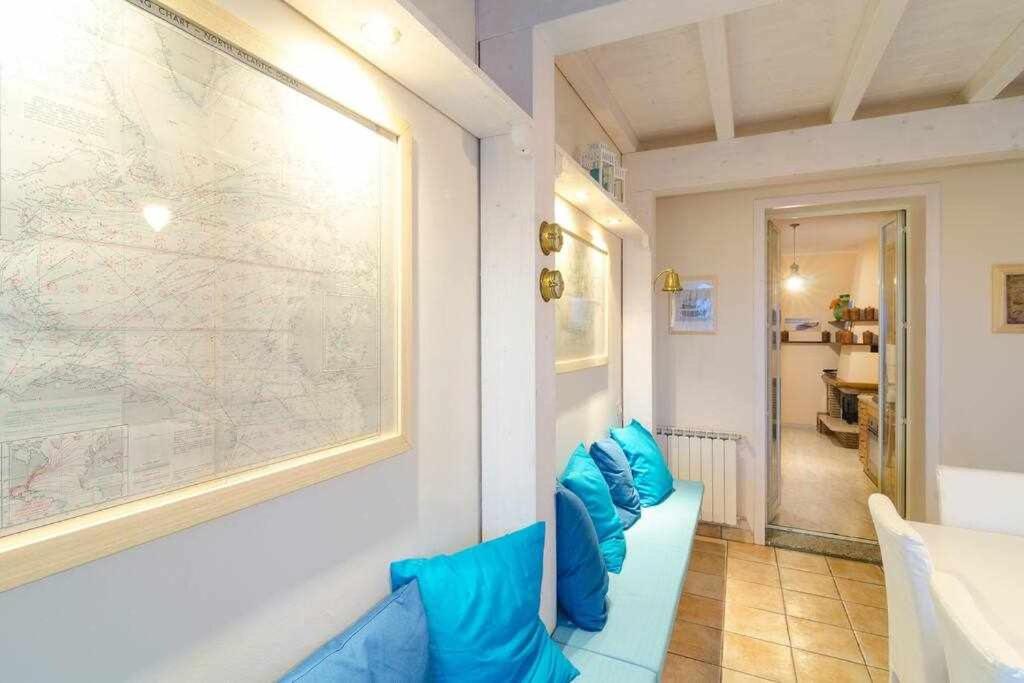 Casa delle Zammare Fronte mare centro storico - Housity
