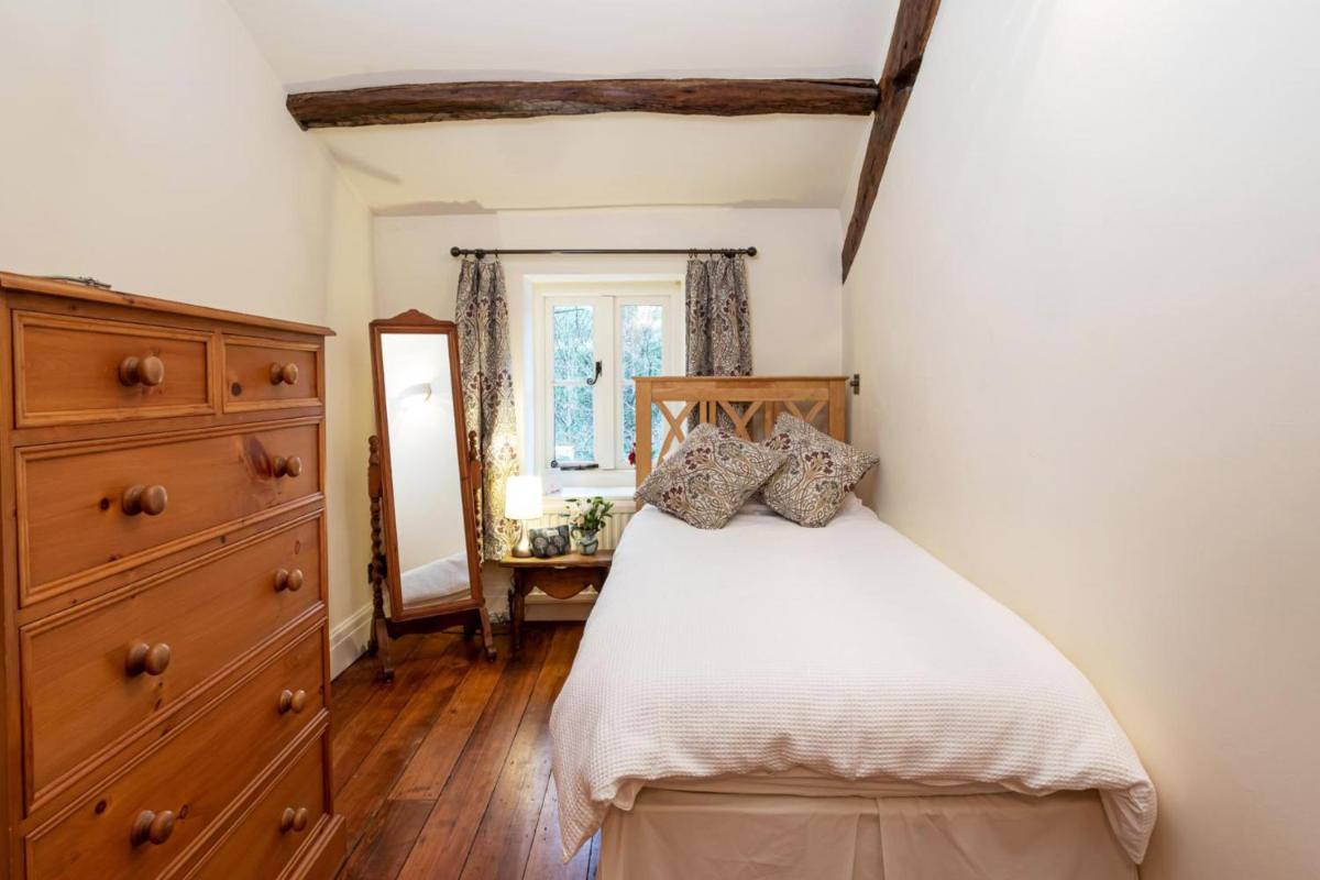 Cosy 2-Bed Cottage in Ingleton North Yorkshi - Housity