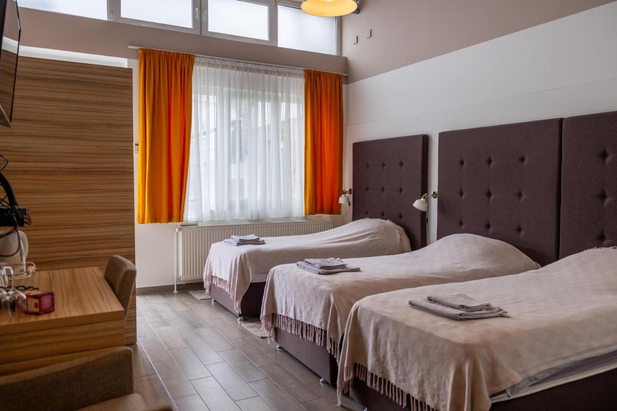 Rooms Rebolj - Housity