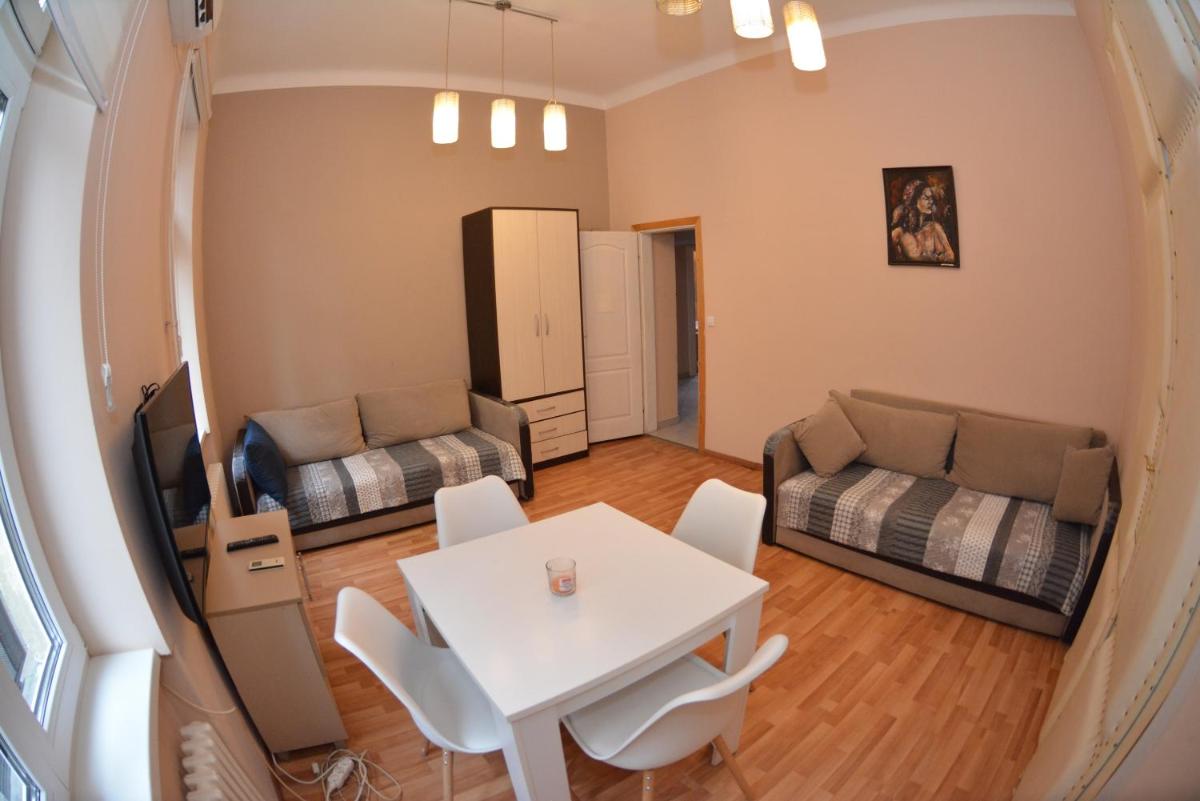 Apartments Downtown Novi Sad - Housity