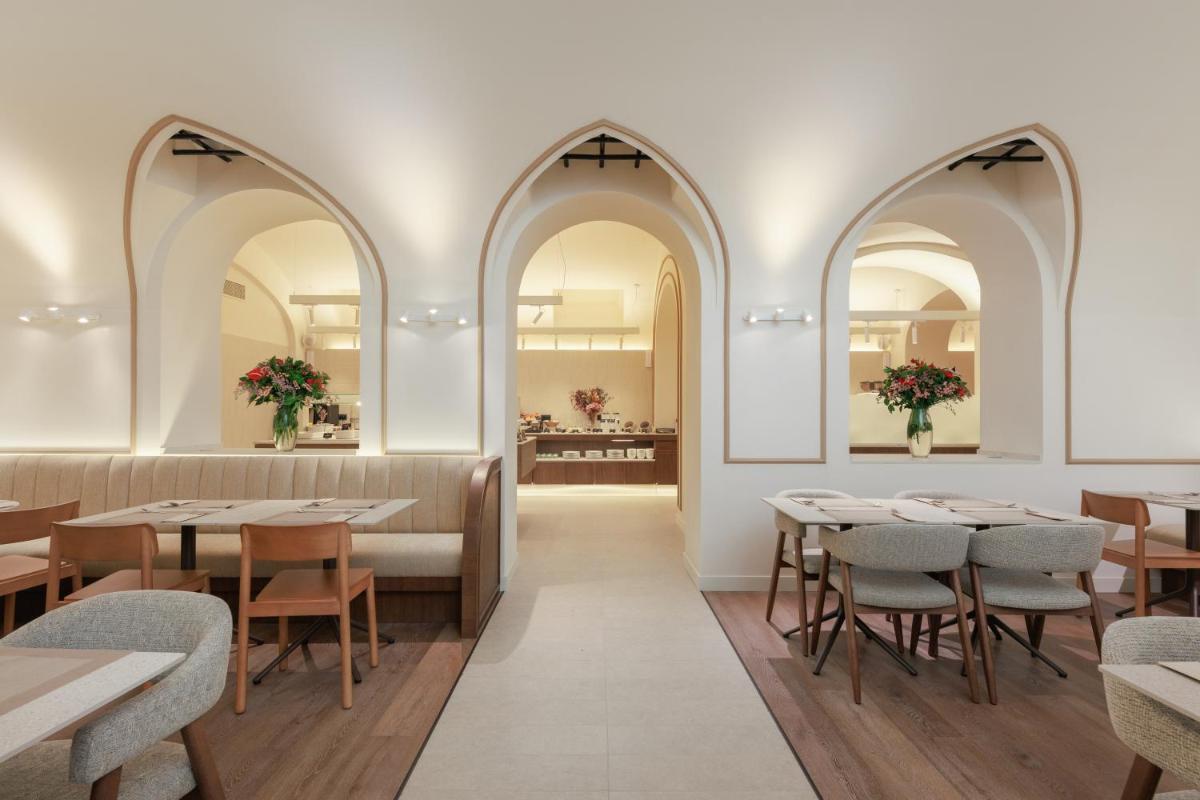 Hotel Medinaceli 4 Estrellas SUPERIOR - Housity