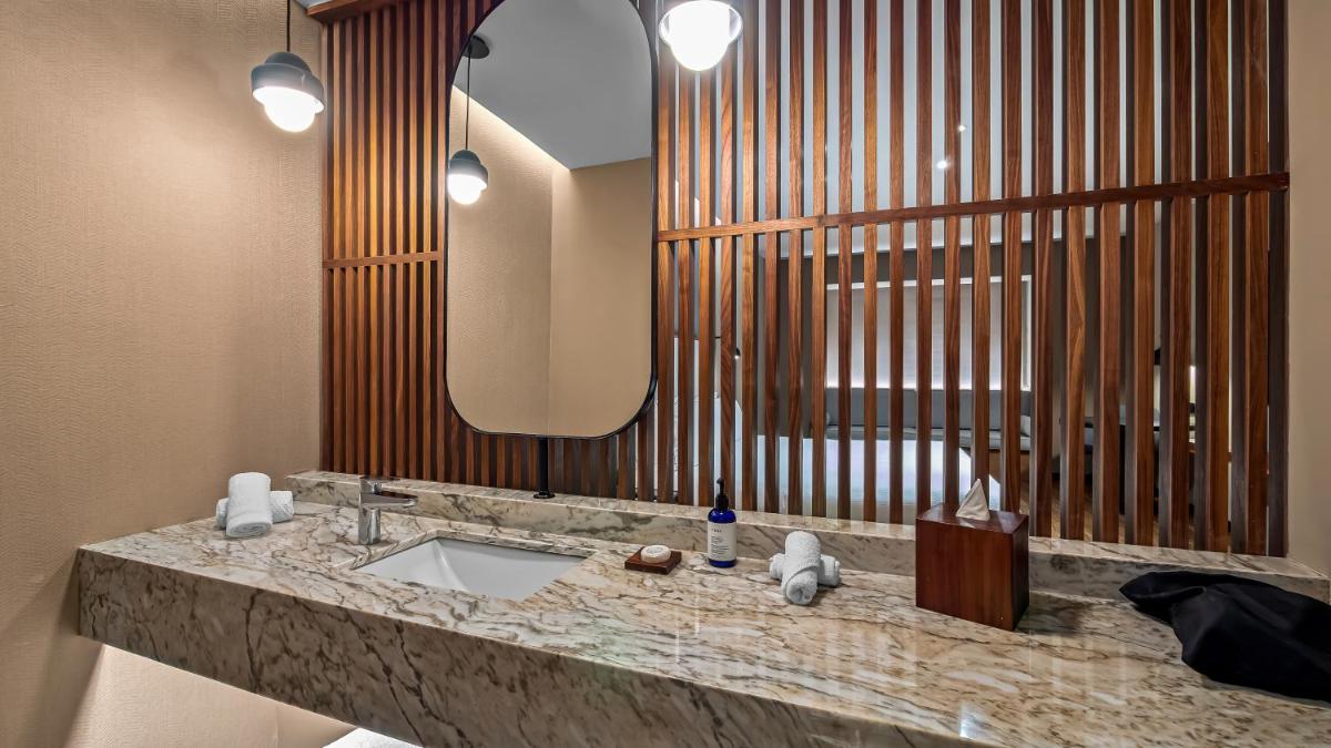 Hilton Queretaro - Housity