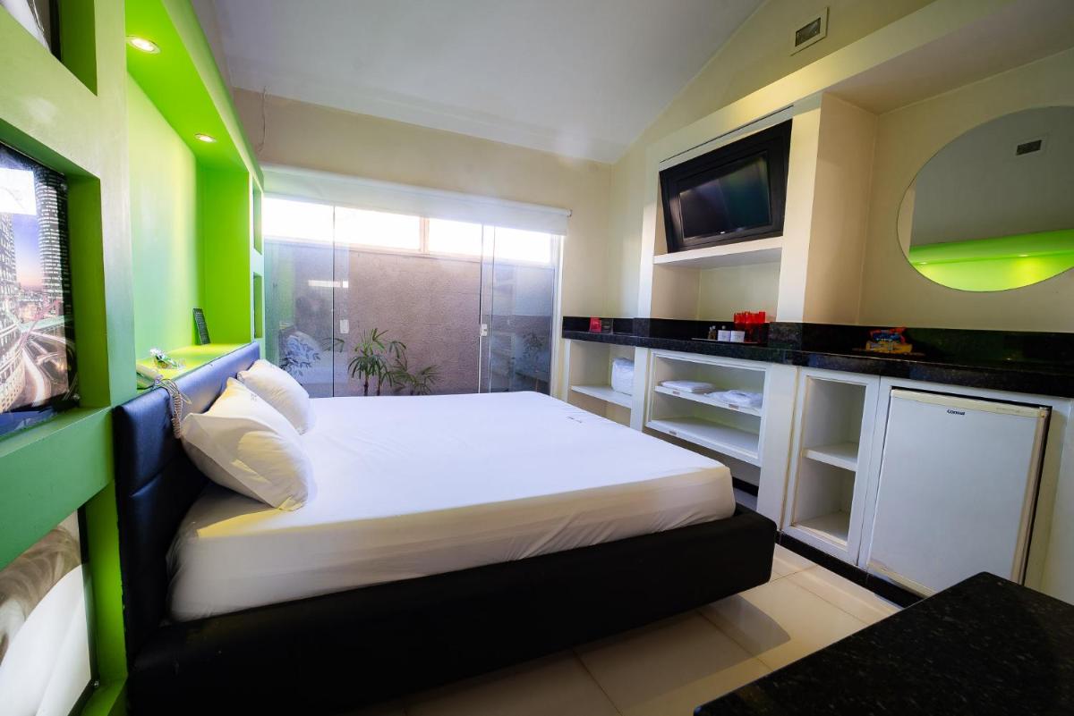 Motel Platinum - Housity