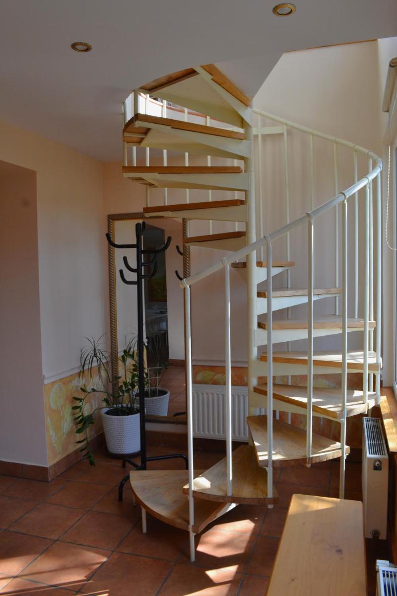 Pan Tadeusz pokoje gościnne - Housity