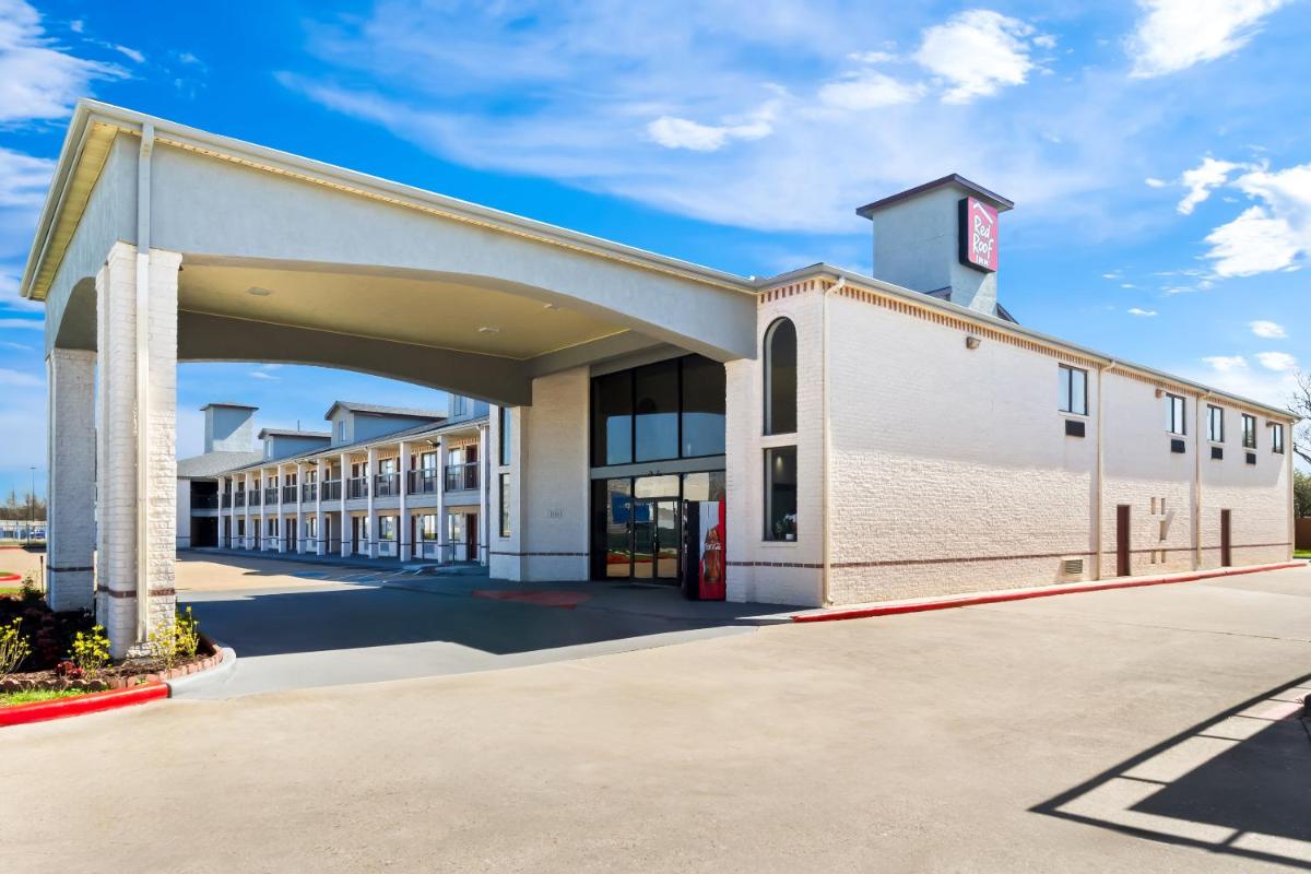 Red Roof Inn Stafford, TX - Housity