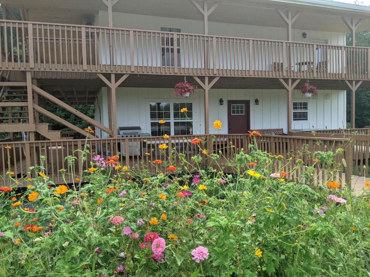 The Inn at Beulah Farm - The Coop - Housity