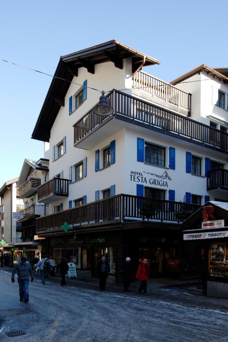 Hotel Garni Testa Grigia - Housity