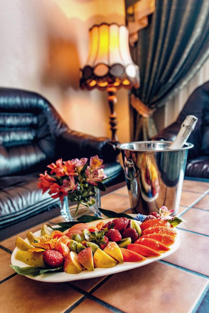 Veles Hotel - Housity