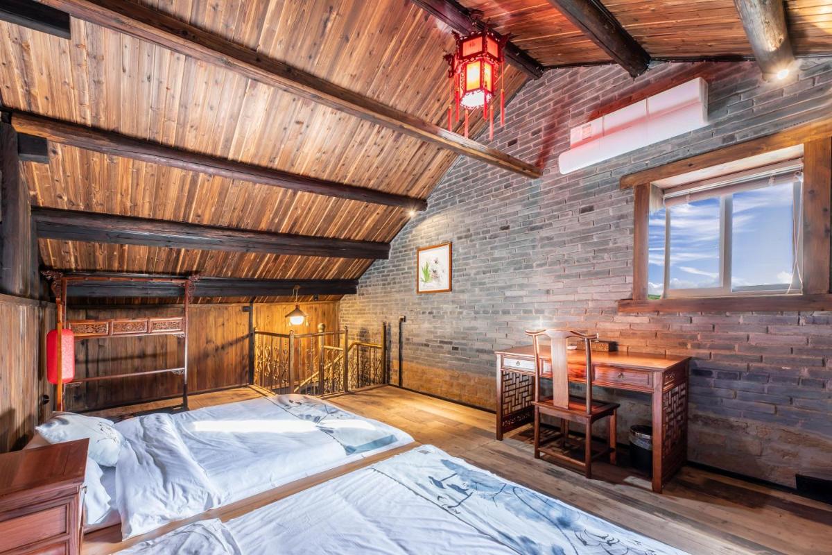 Yulong Mansion • Chinese Aesthetic Courtyard - Housity