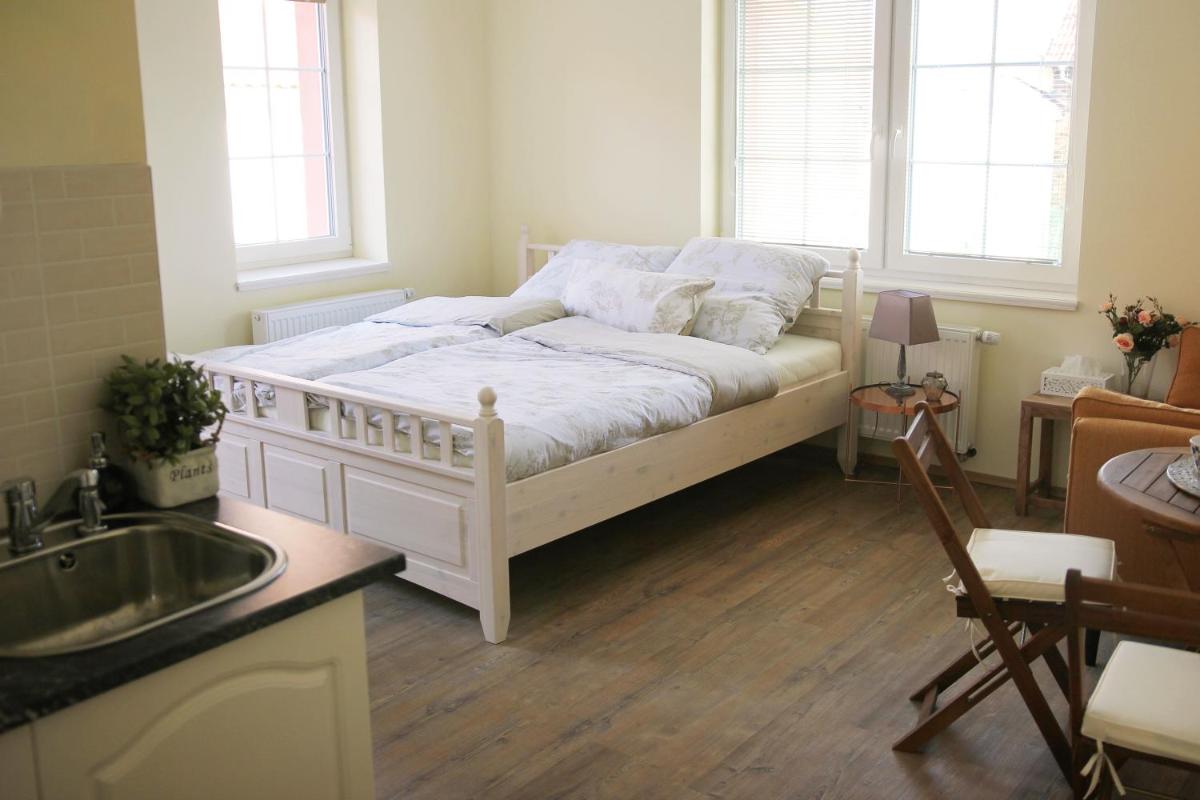 Chopsticks B&B - Housity