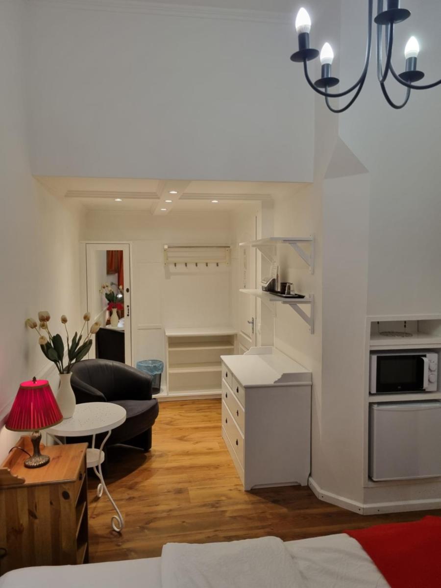 Connection Guesthouse - Housity