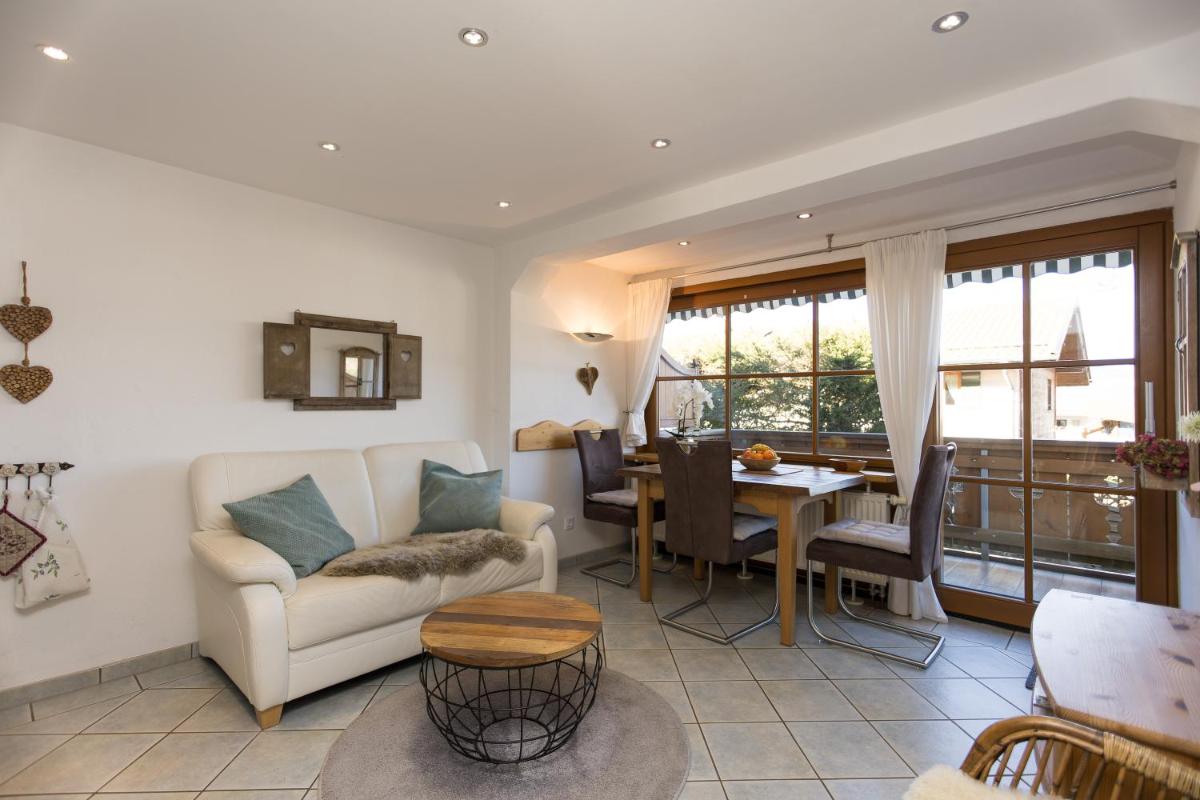 Ferienwohnung Mitteldorf - Housity