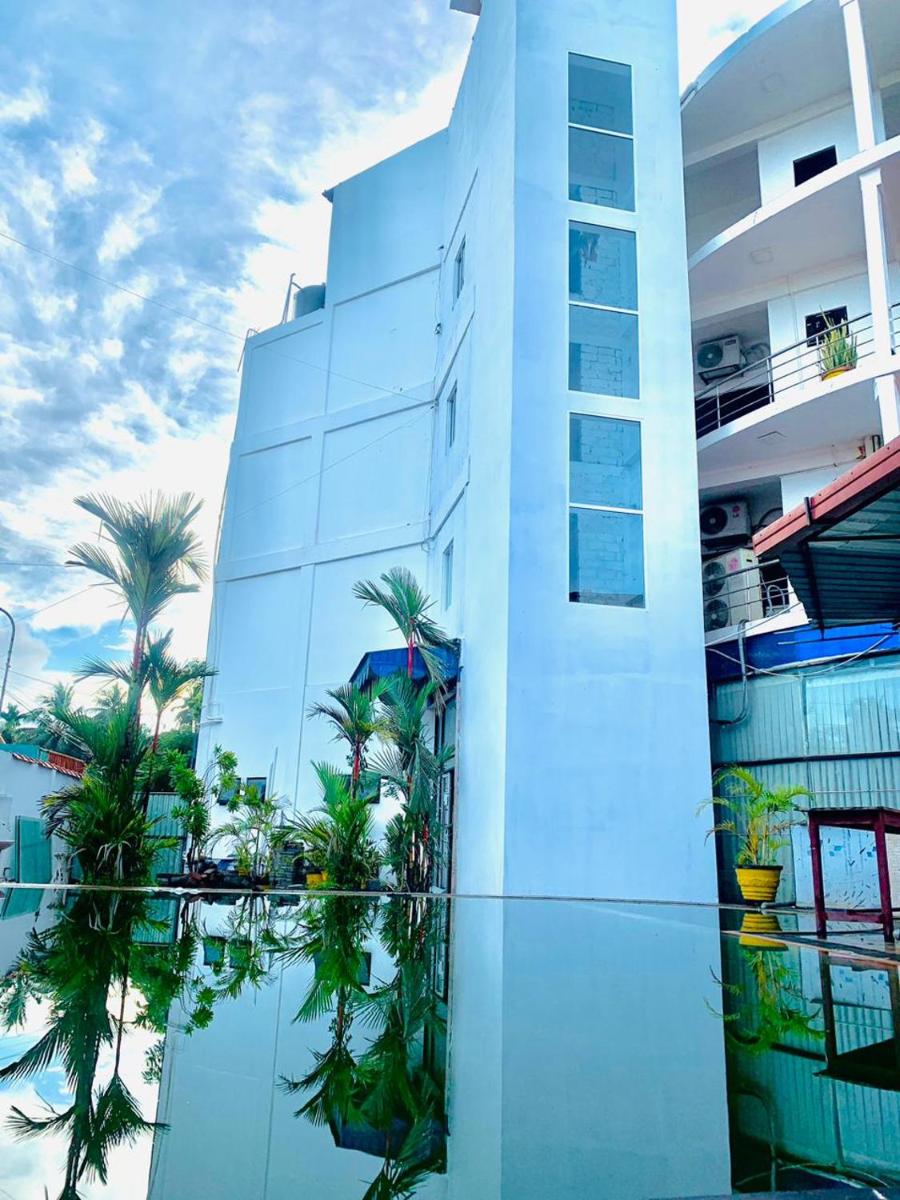 Hotel Nelly Vavuniya - Housity
