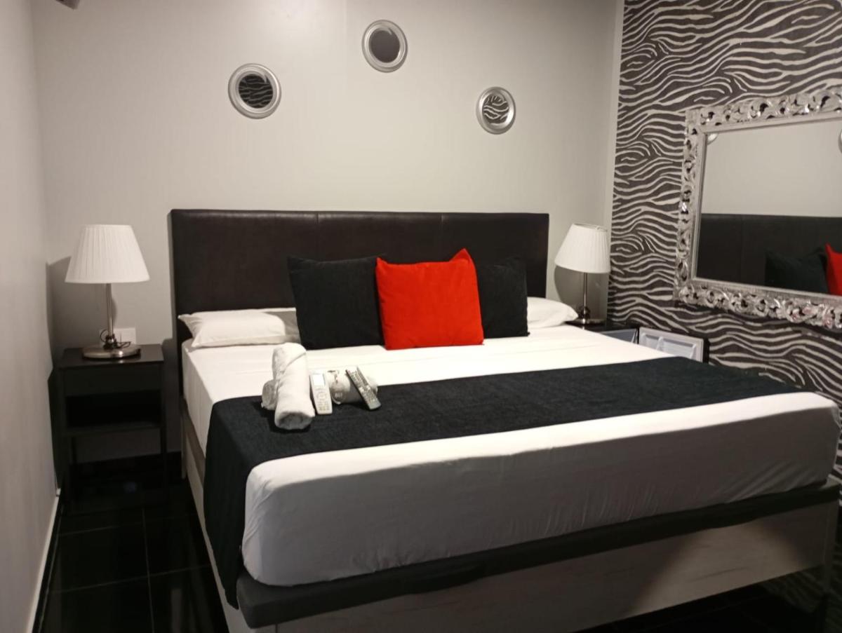Apartamentos Rous - Solo adultos - Housity